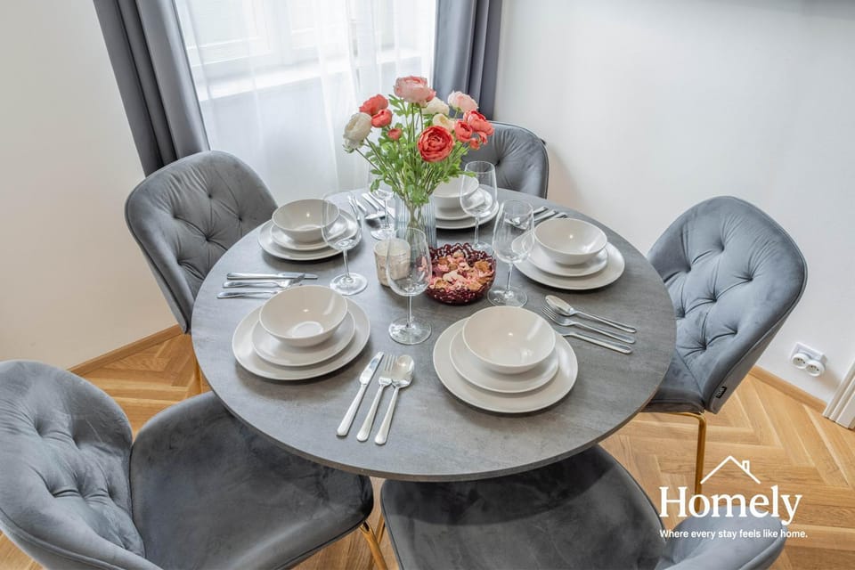 3 BR Apartment in Old Town - Prague 1 - Self Check-in Apartment in Prague
