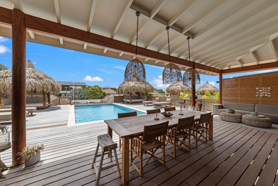 Dining area, Pool view, Swimming pool