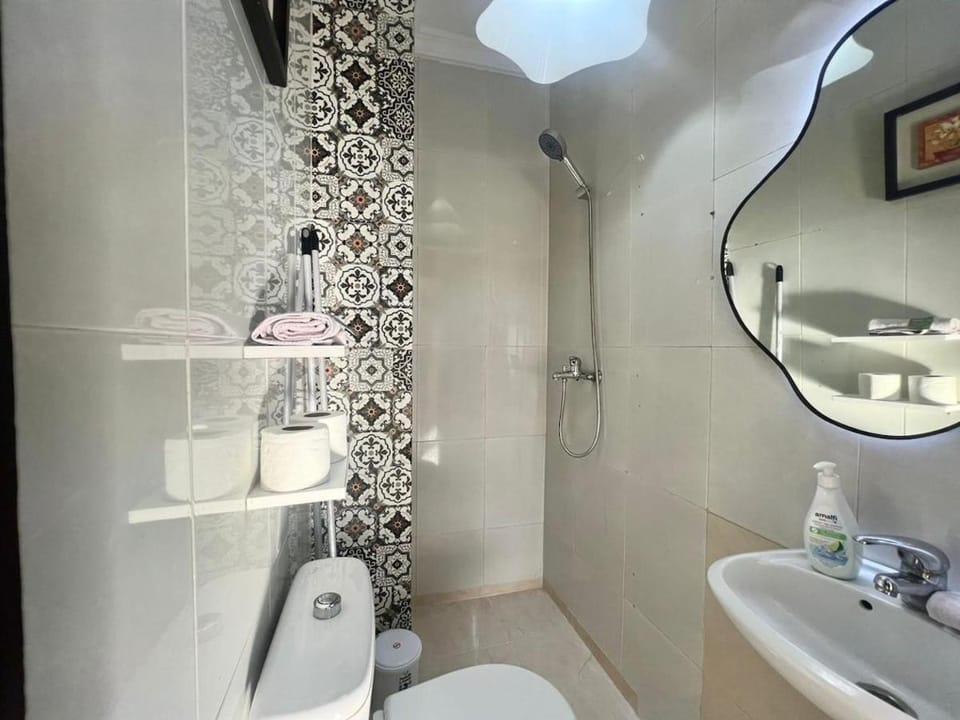 Modern Downtown Apartment 2 min from the Beach Apartment in Tangier