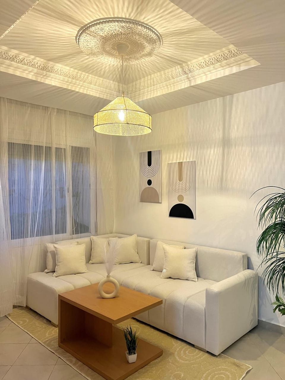 Modern Downtown Apartment 2 min from the Beach Apartment in Tangier