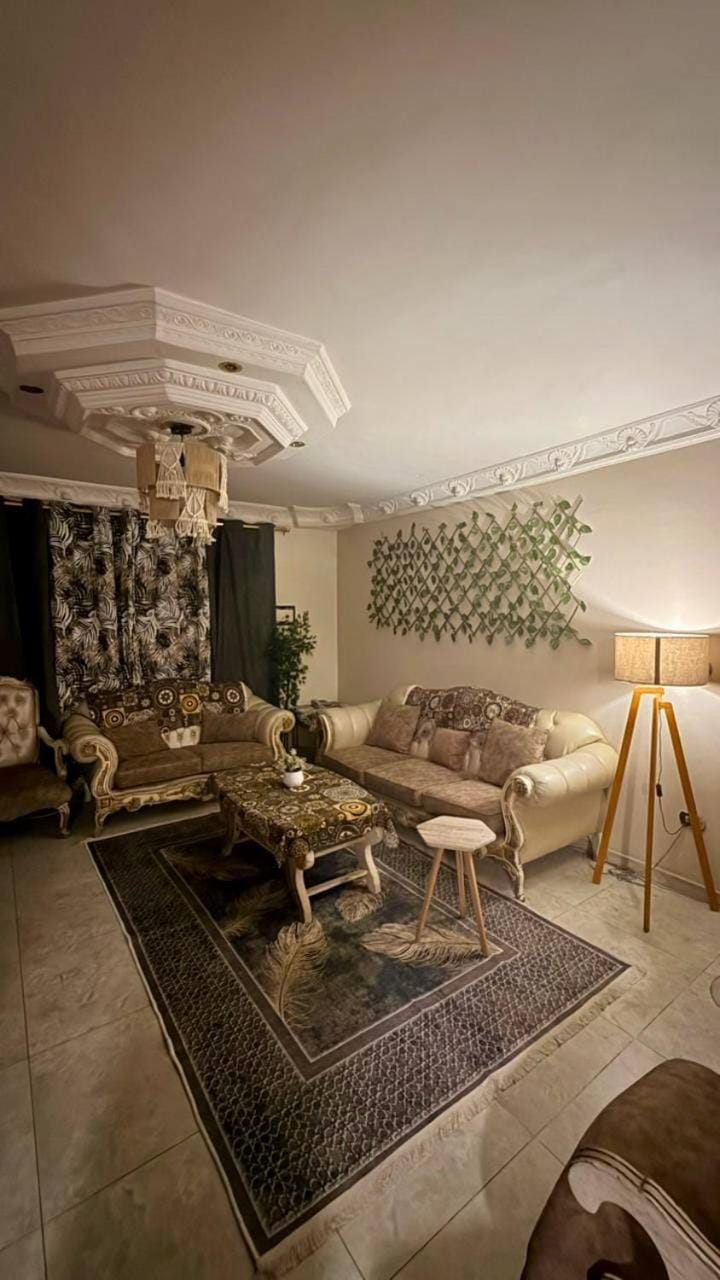 غرفة في مدينة نصر موقع متميز وسط المدينة للرجال فقط 3 Bed and Breakfast in Cairo Governorate