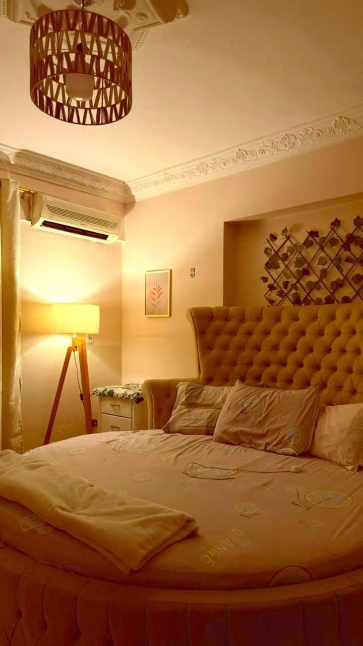غرفة في مدينة نصر موقع متميز وسط المدينة للرجال فقط 3 Bed and Breakfast in Cairo Governorate