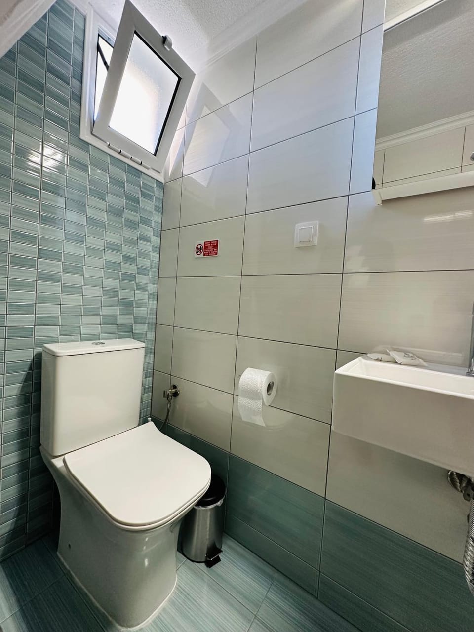 Toilet, Bathroom