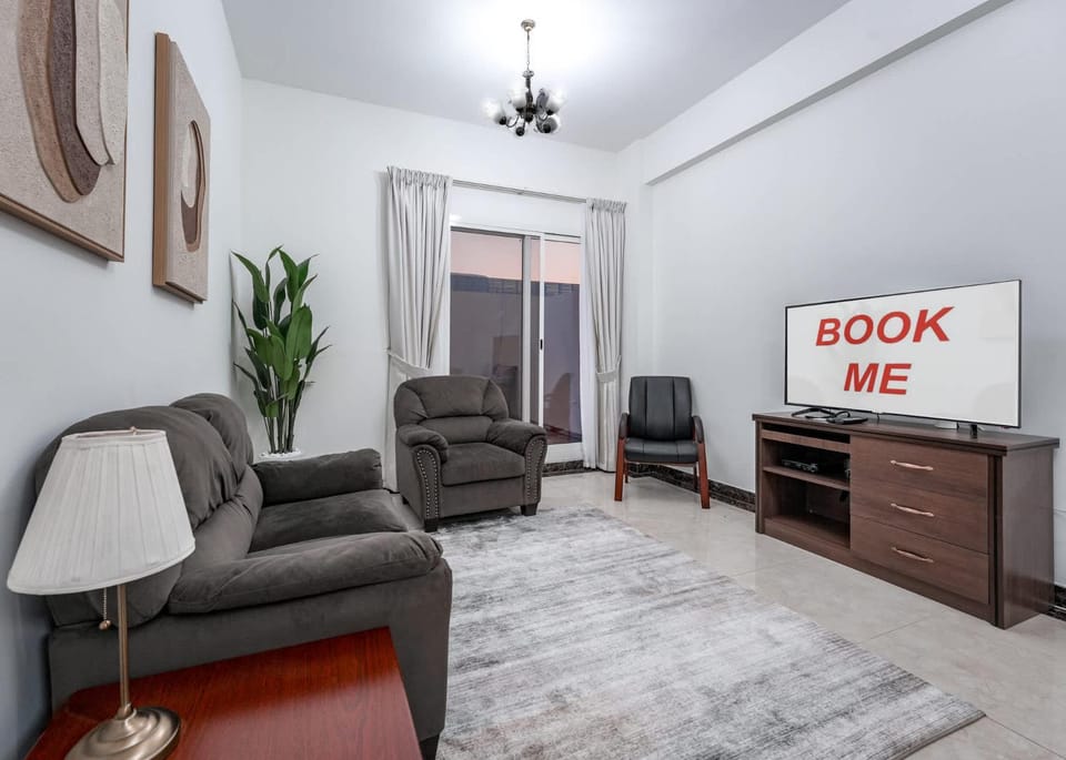 Free housekeeping visits during your stay - Stayshort - JVC Apartment Sleeps 4 Great for Families Apartment in Dubai