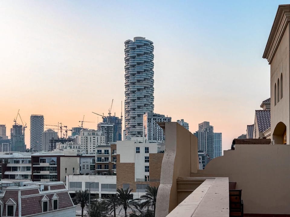 Free housekeeping visits during your stay - Stayshort - JVC Apartment Sleeps 4 Great for Families Apartment in Dubai