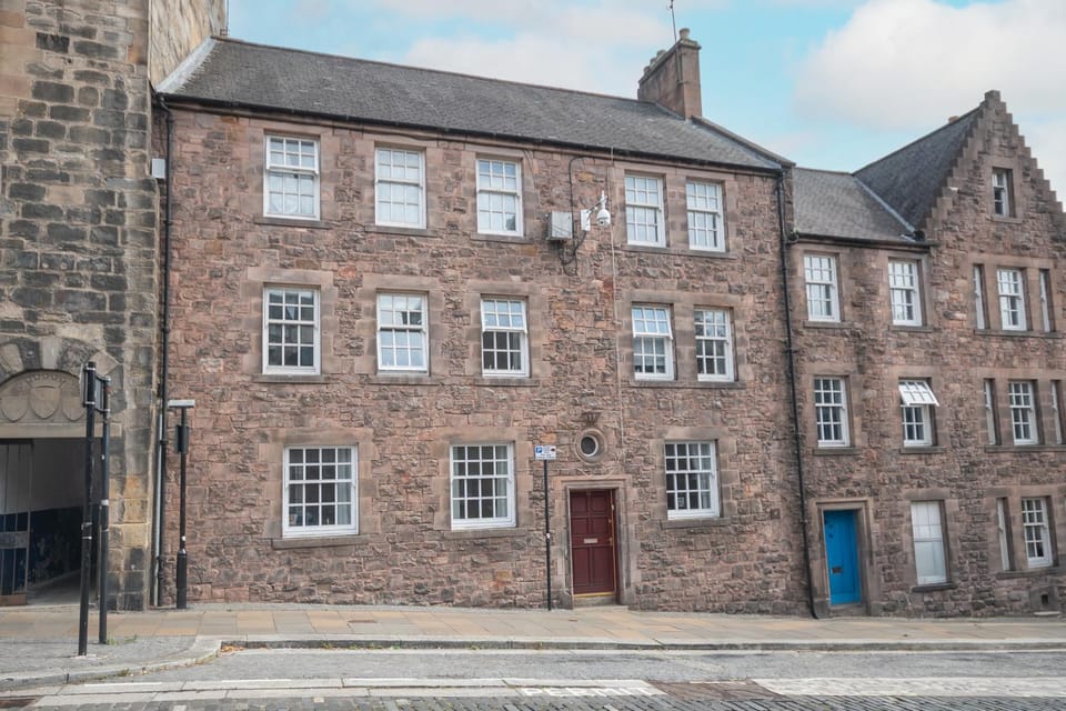 Bow Apartment Apartment in Stirling