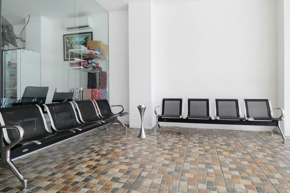 Residence100 Bed and Breakfast in Jakarta