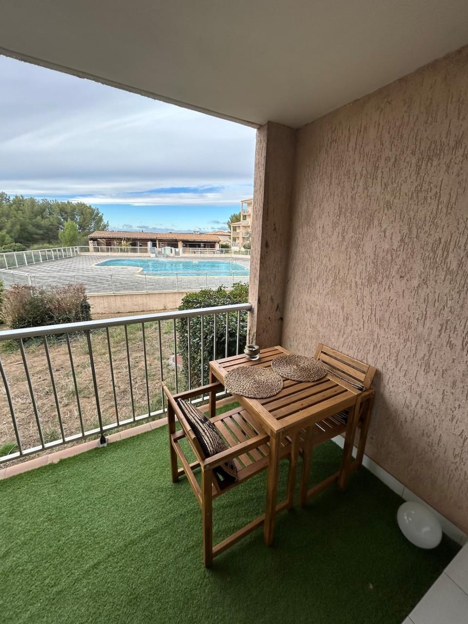 studio de la lagune piscine parking Apartment in Balaruc-les-Bains