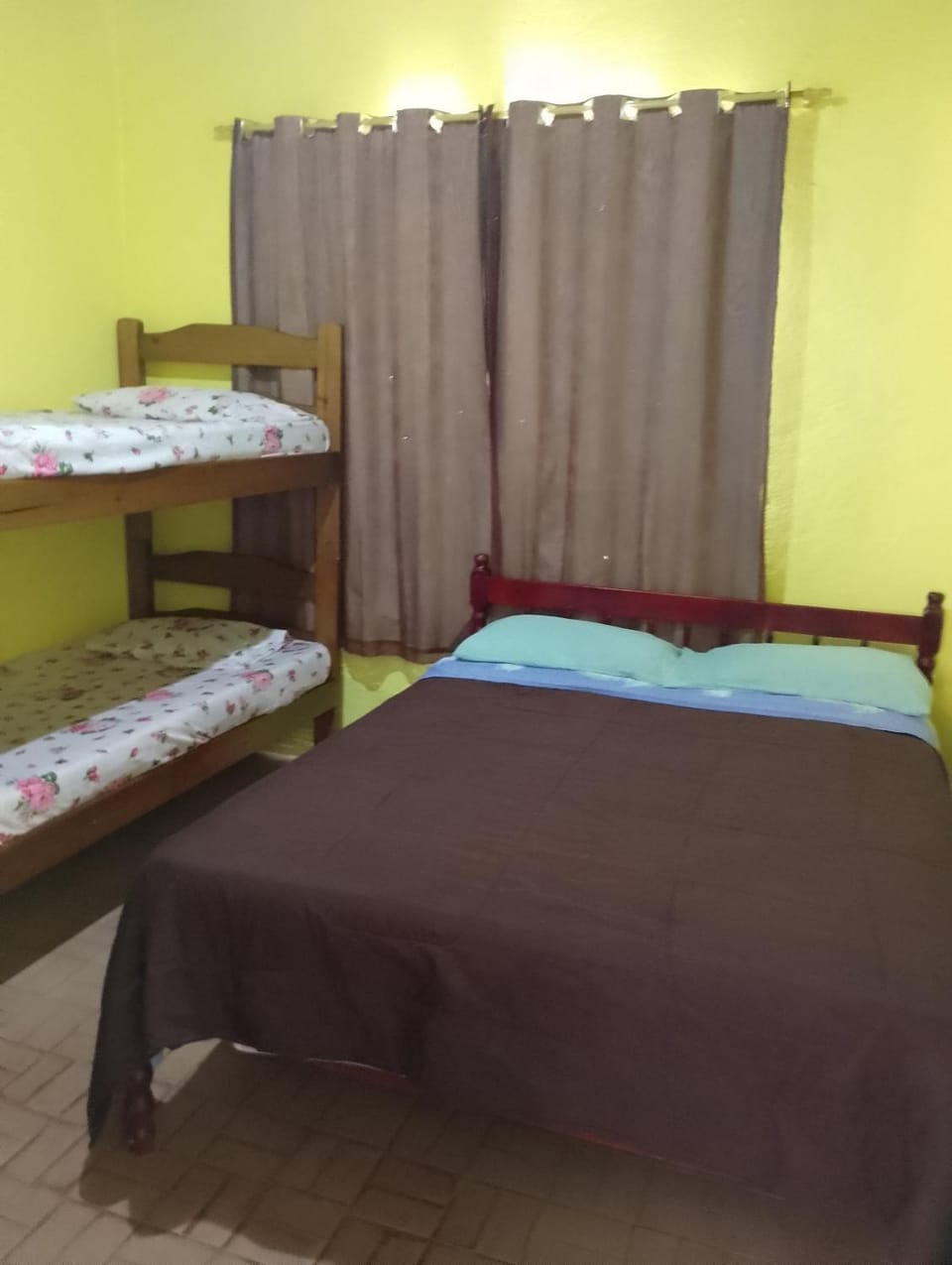 Casa simples em cunha House in Cunha