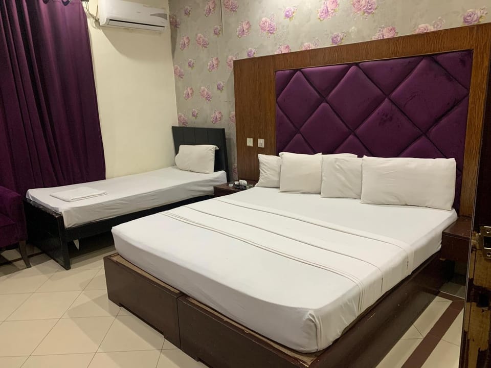 Hotel Pak Continental Multan Hotel in Punjab