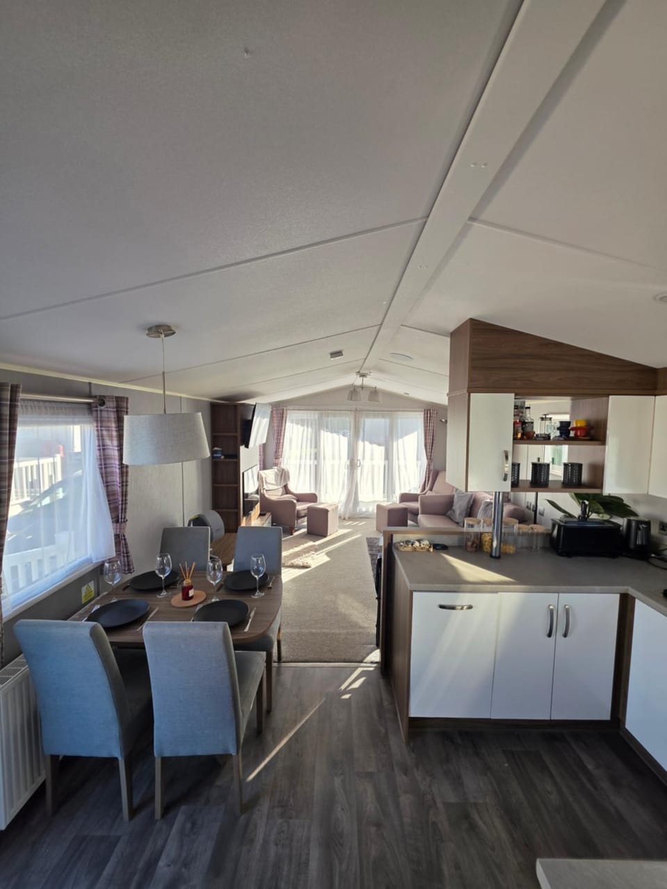 H05 Par Sands House in England