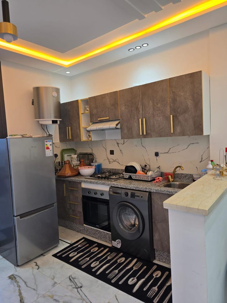 Kitchen or kitchenette