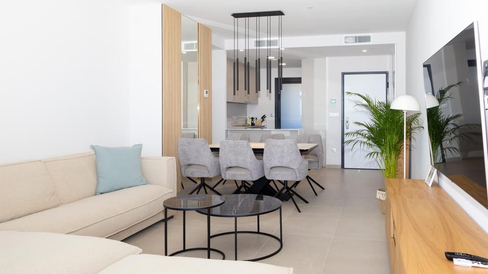 TV and multimedia, Living room, Dining area