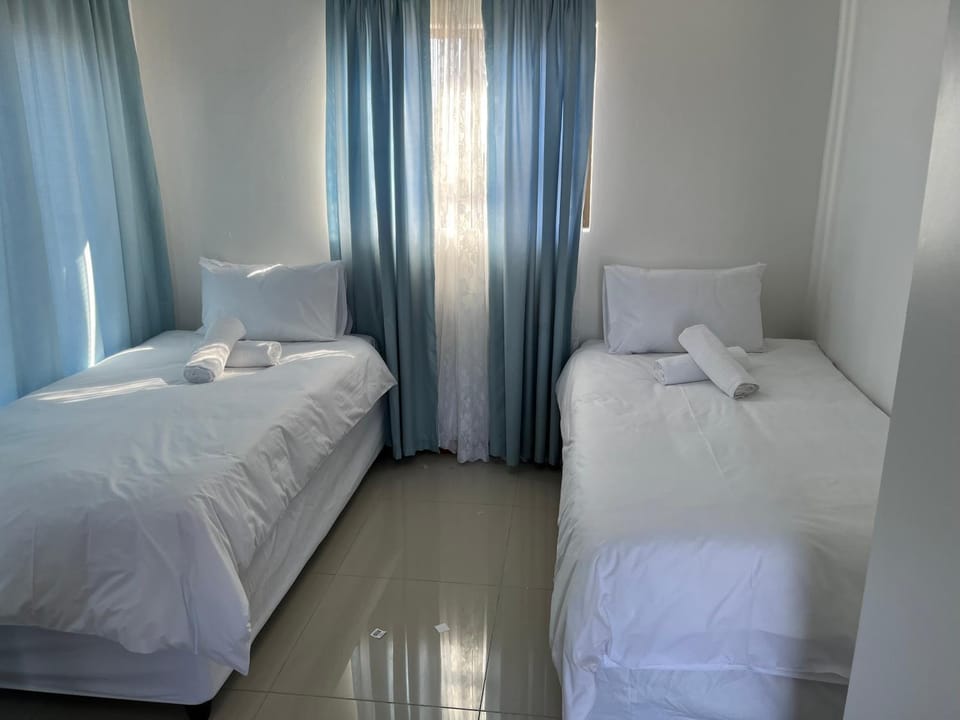 SNE Travellers House in Cape Town