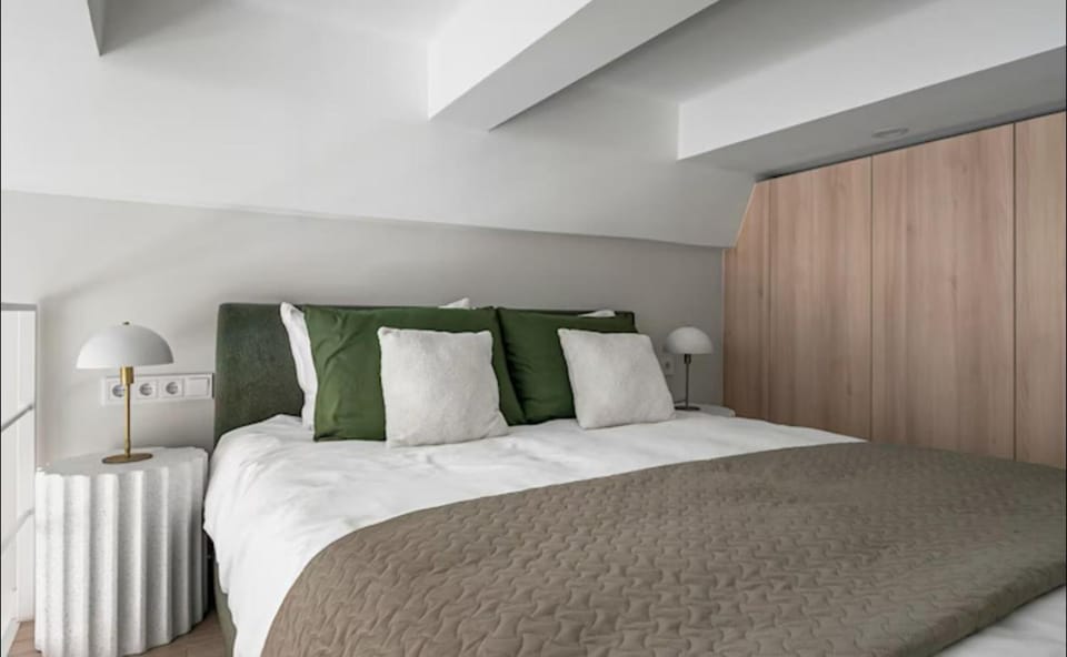 8 Loft Apartment in Vilnius