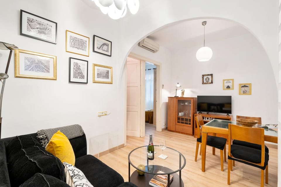 Whisper-Quiet 2BR Near Sagrada Apartment in Barcelona