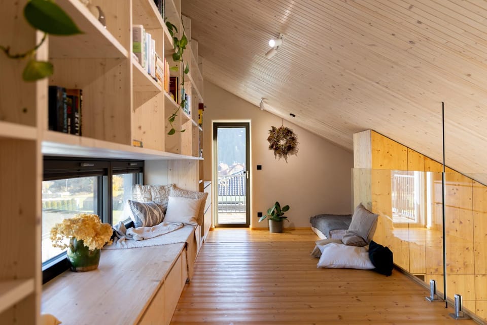 Earthen - Natural Luxury Family Retreat with Sauna and Private Garden House in Slovakia