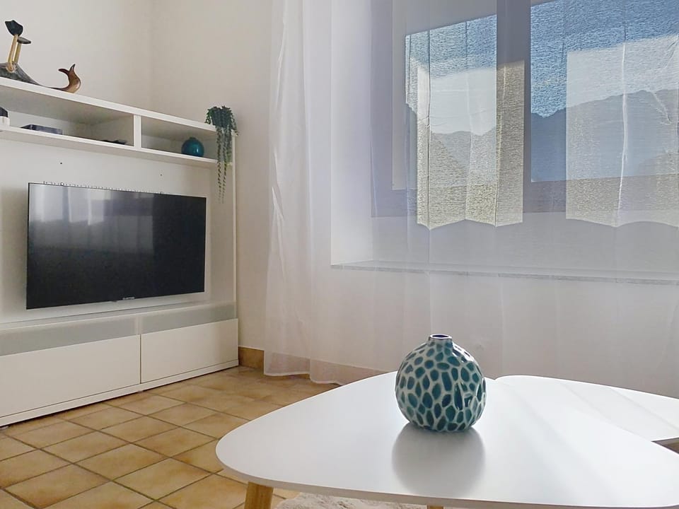 TV and multimedia, View (from property/room), Living room