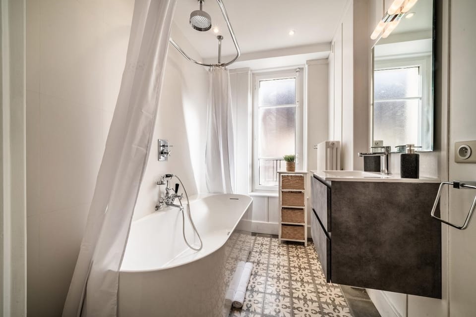 Shower, Bathroom, Bath