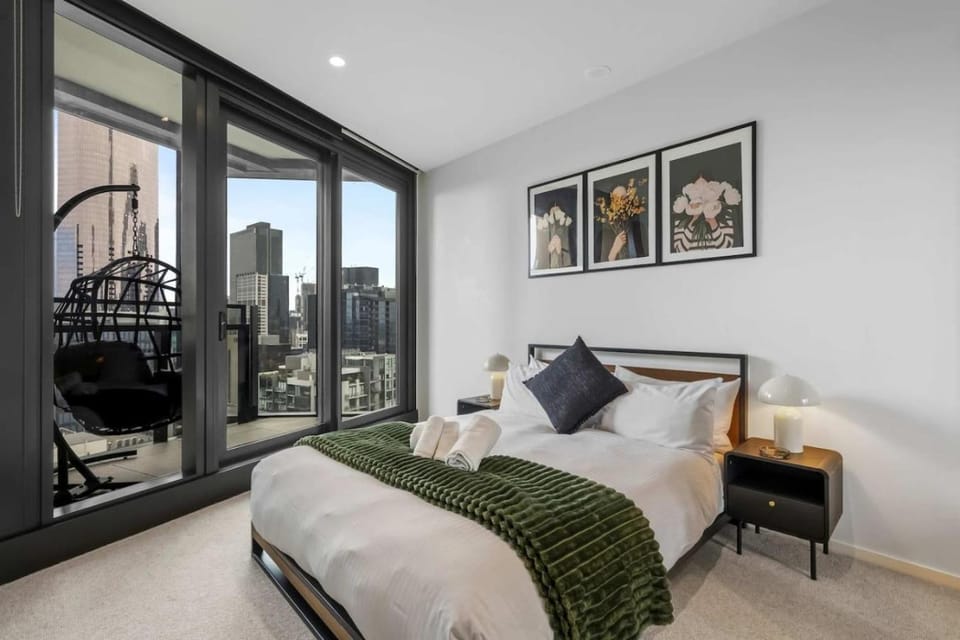 Stylish Arts Apt l Lift l Gym l Sauna Apartment in Southbank