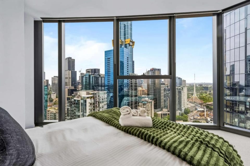Stylish Arts Apt l Lift l Gym l Sauna Apartment in Southbank