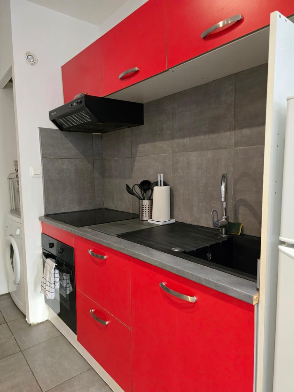 City and Sea Apartment in Toulon