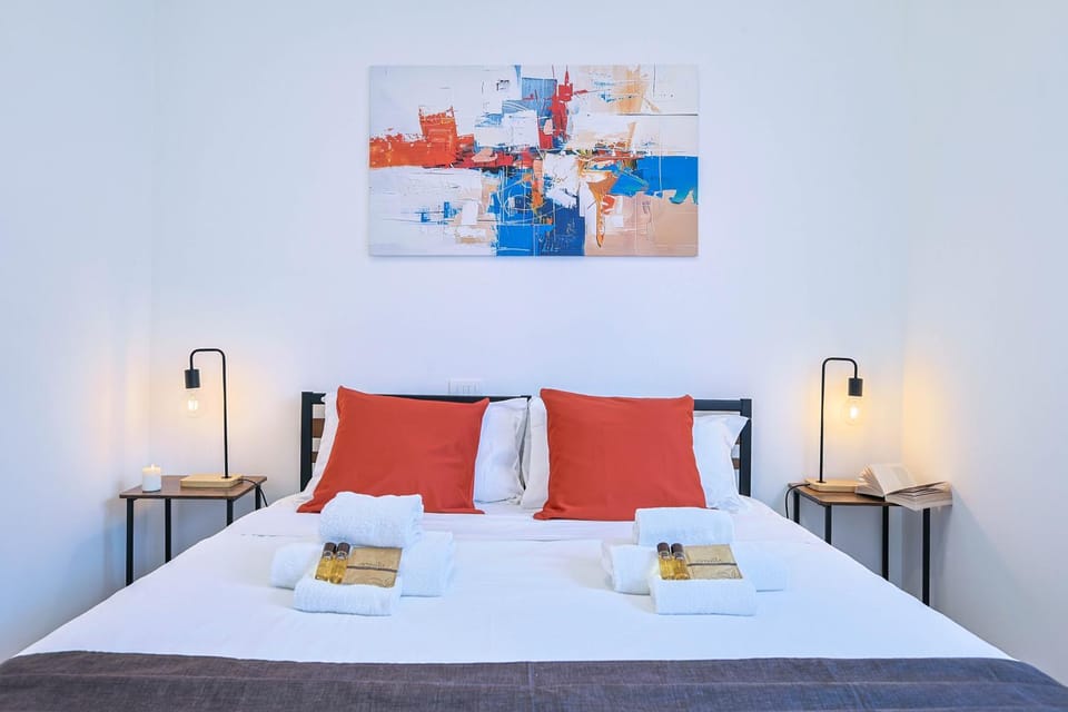 Bed, Decorative detail, Bedroom, heating, towels, air conditioner