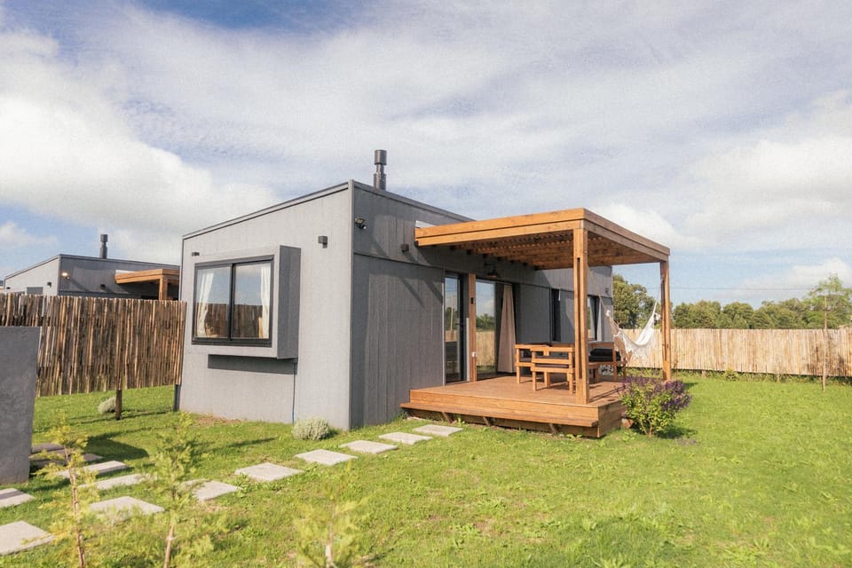 Dread Shack Nodo Norte 2 - Casa en Complejo Zona Santa Isabel, Chapa Para 4 PAX Con Parrilla - Hola Sur House in Buenos Aires Province