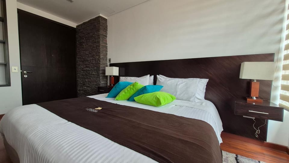 Bed, Photo of the whole room