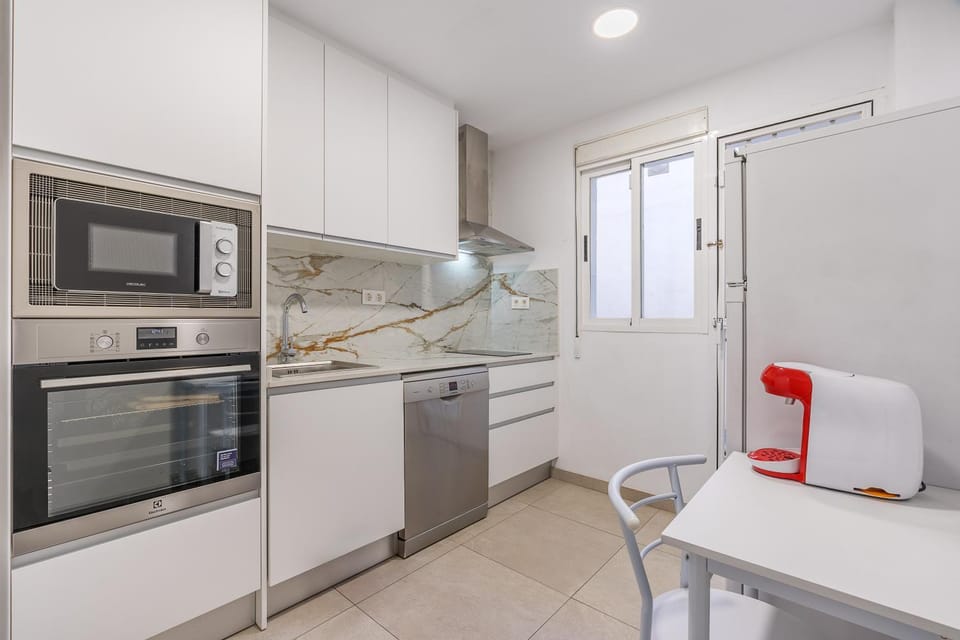 Kitchen or kitchenette, Living room