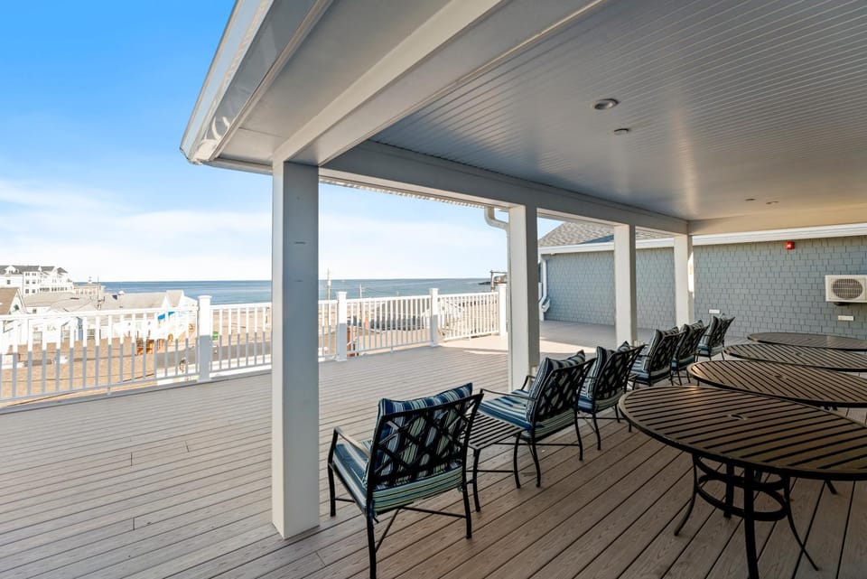 Natural landscape, View (from property/room), Balcony/Terrace, Balcony/Terrace, Internal: Not applicable to any particular room