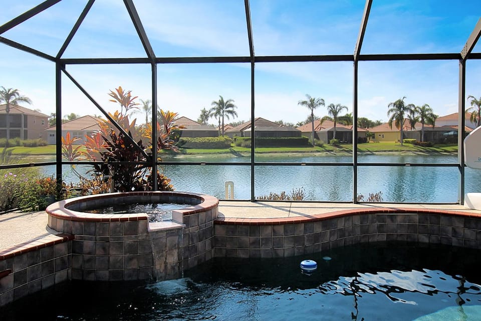 Villa Milano Private Pool Home River Strand House in Tampa Bay