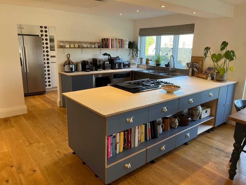Denmark House - 9 bed property with snooker room House in Tonbridge and Malling District