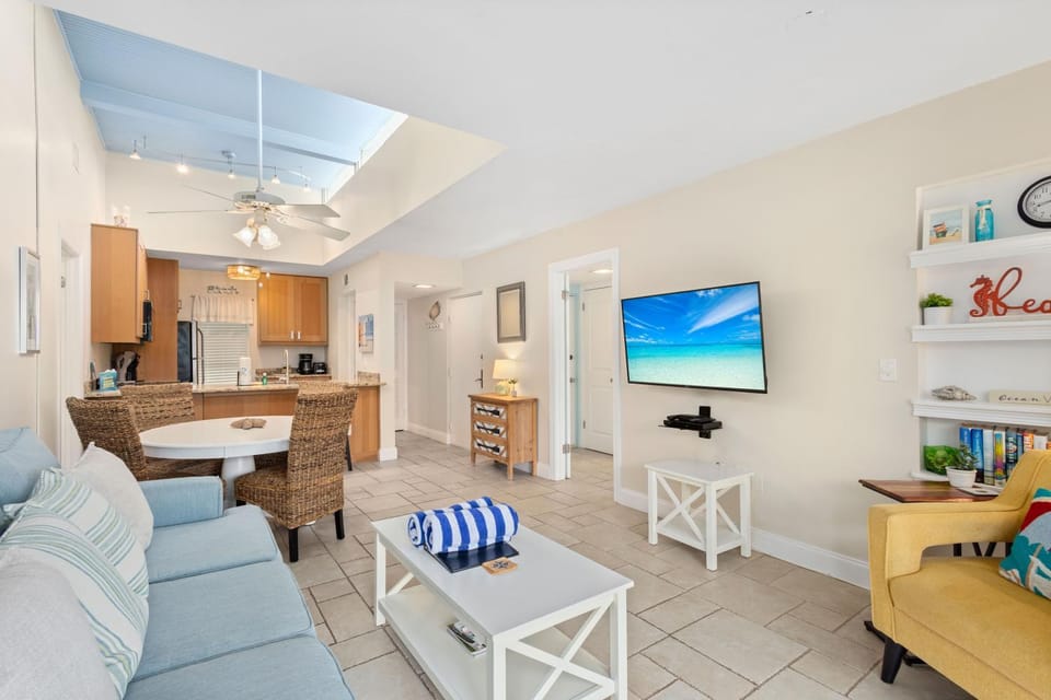 Beach Castle Resort #22 House in Longboat Key