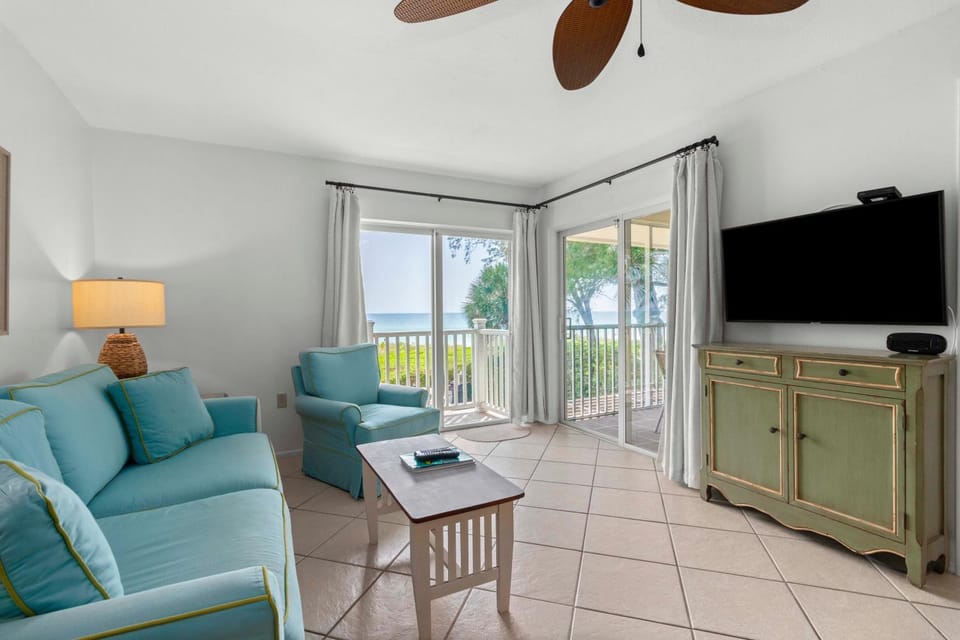 Beach Castle Resort #4 House in Longboat Key