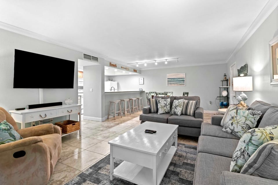 Beach Castle Resort #9 House in Longboat Key