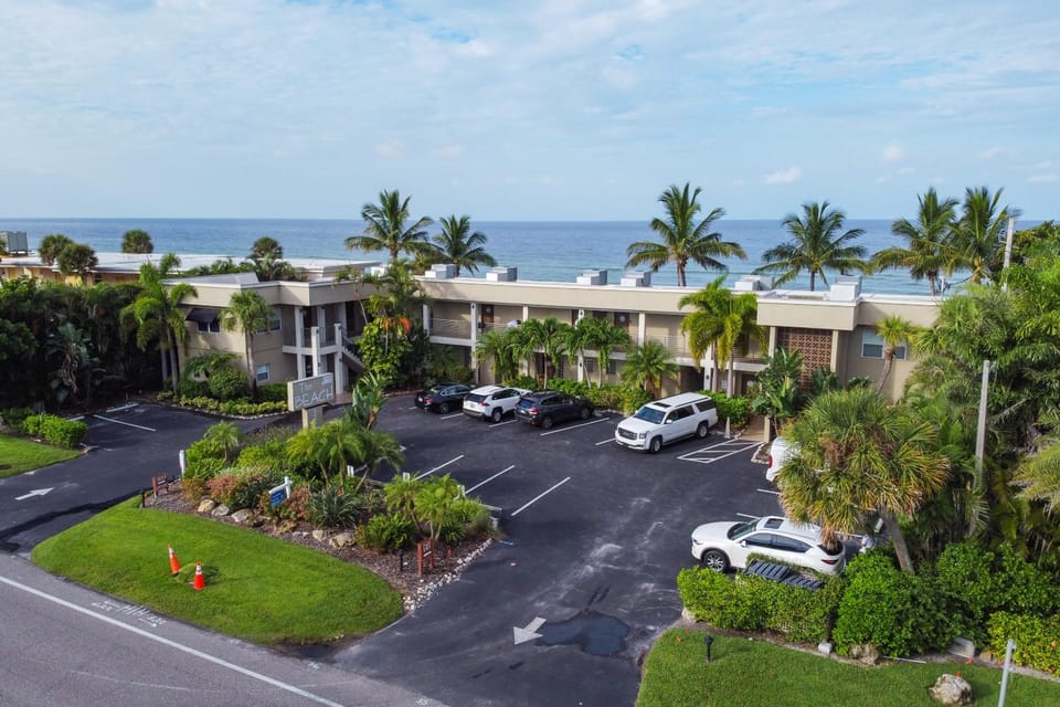 The Beach on Longboat Key #226 House in Longboat Key
