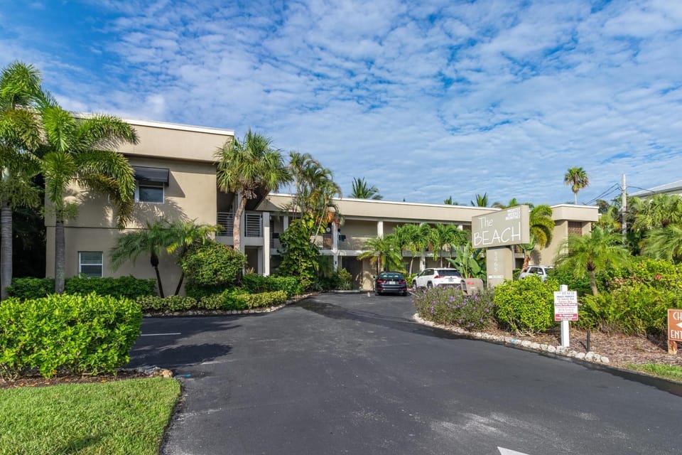 The Beach on Longboat Key #226 House in Longboat Key
