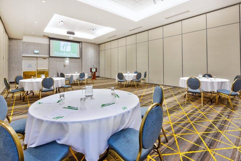 Meeting/conference room
