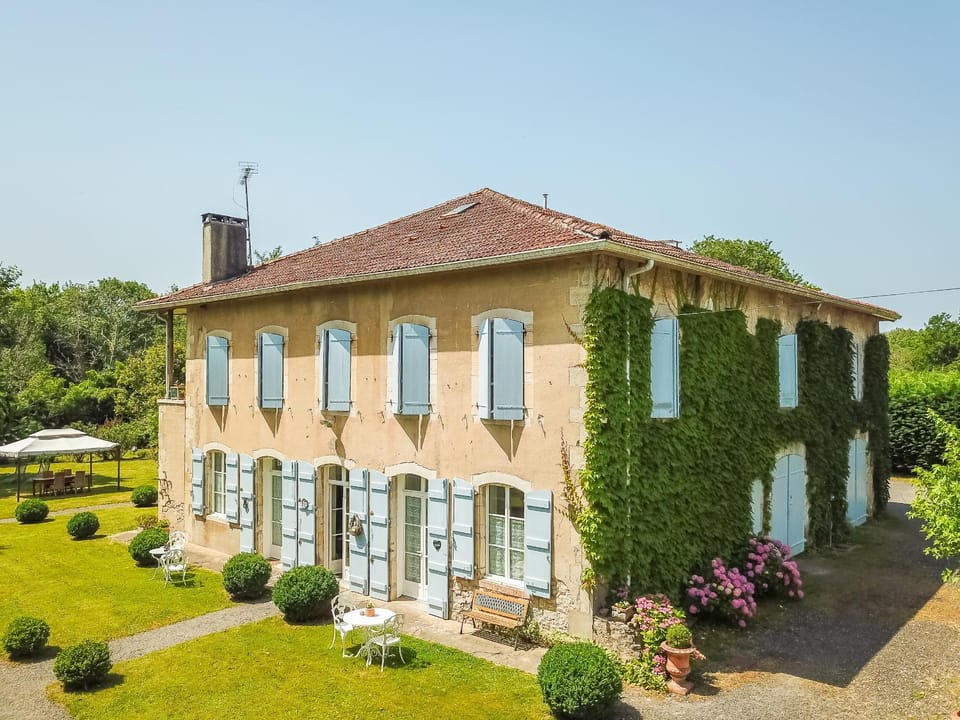 Property building, Garden