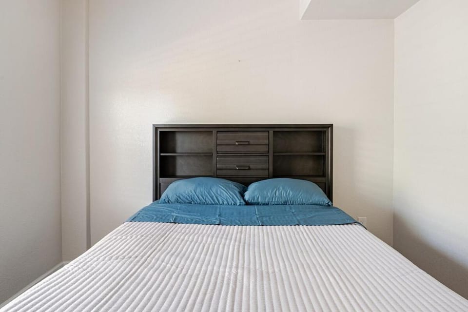 Entire Home, 7 Minutes from Phoenix Airport House in Phoenix