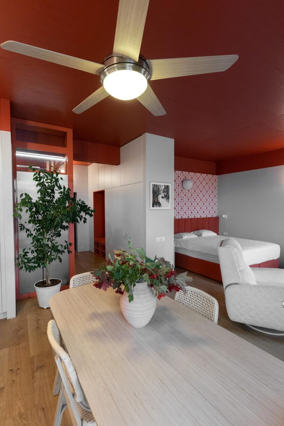Japandi apartment with basement parking in new building Apartment in Kiev City - Kyiv