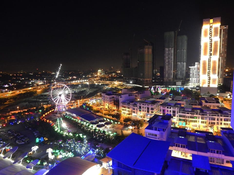 Night, Children play ground, Game Room, Aqua park, Evening entertainment, On site, City view, Landmark view