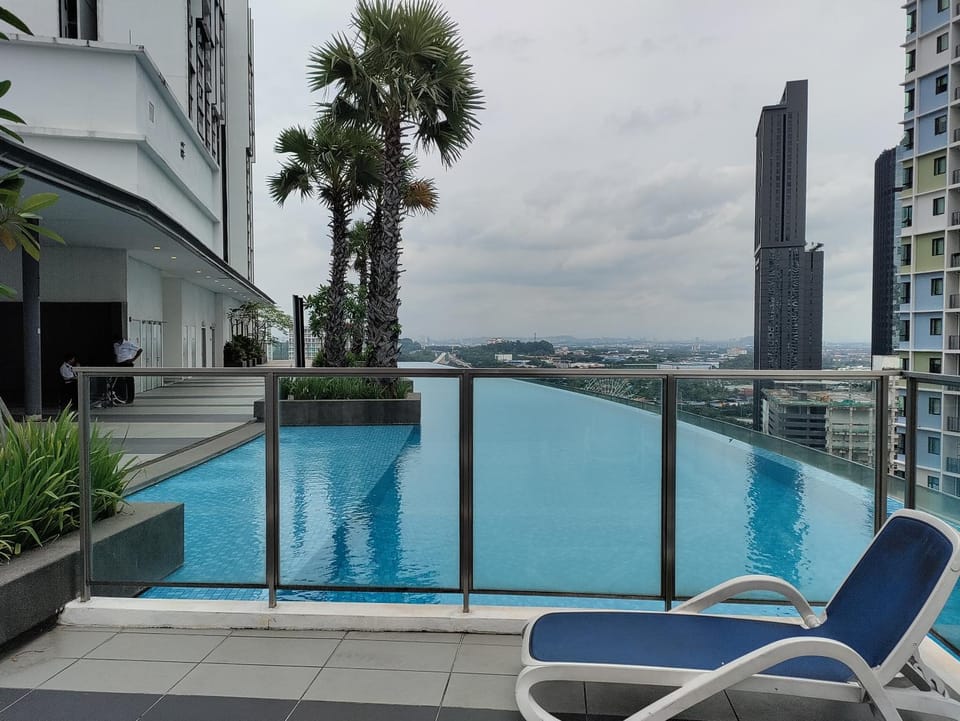 Pool view, Swimming pool