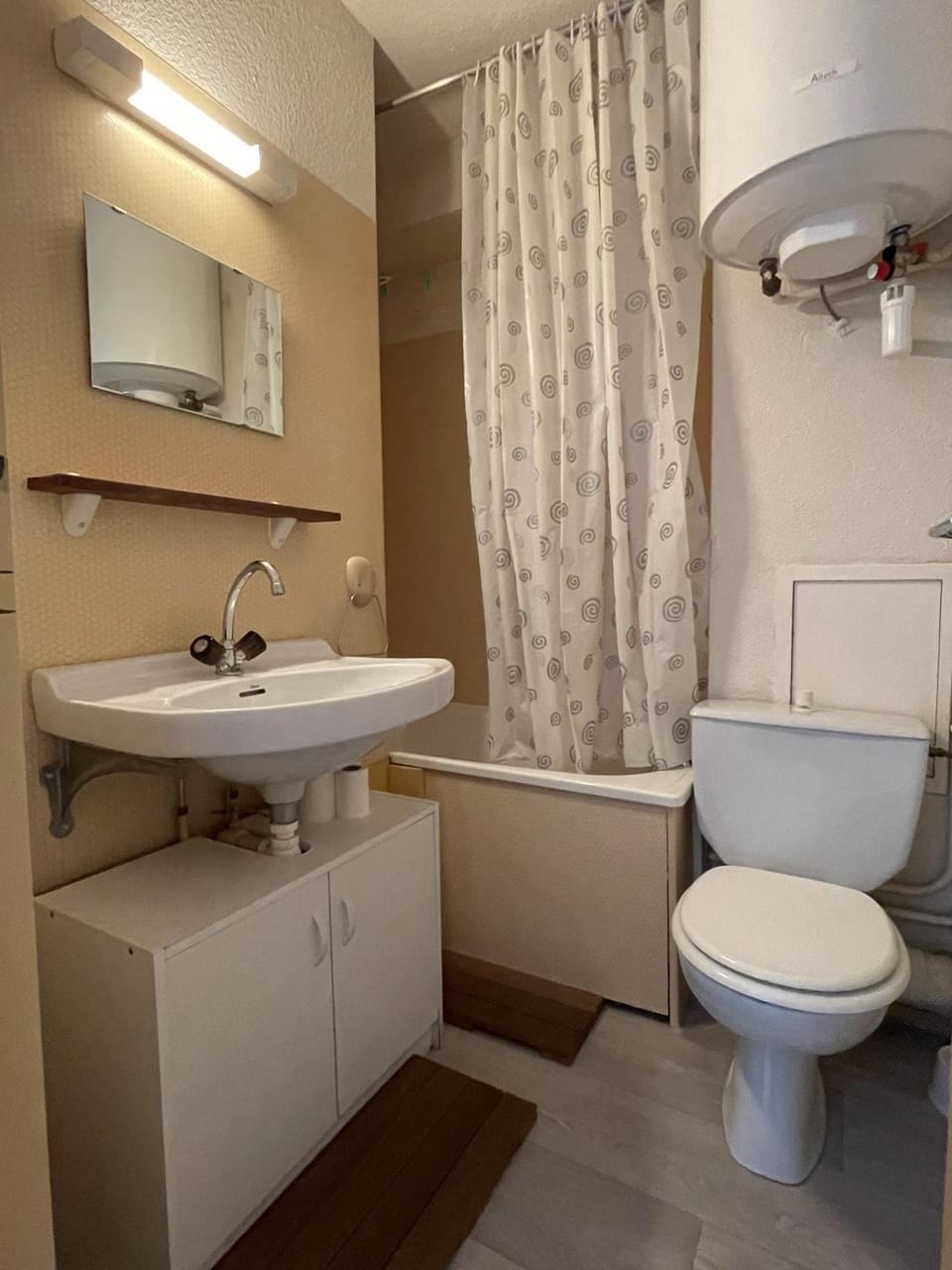 Toilet, Bathroom