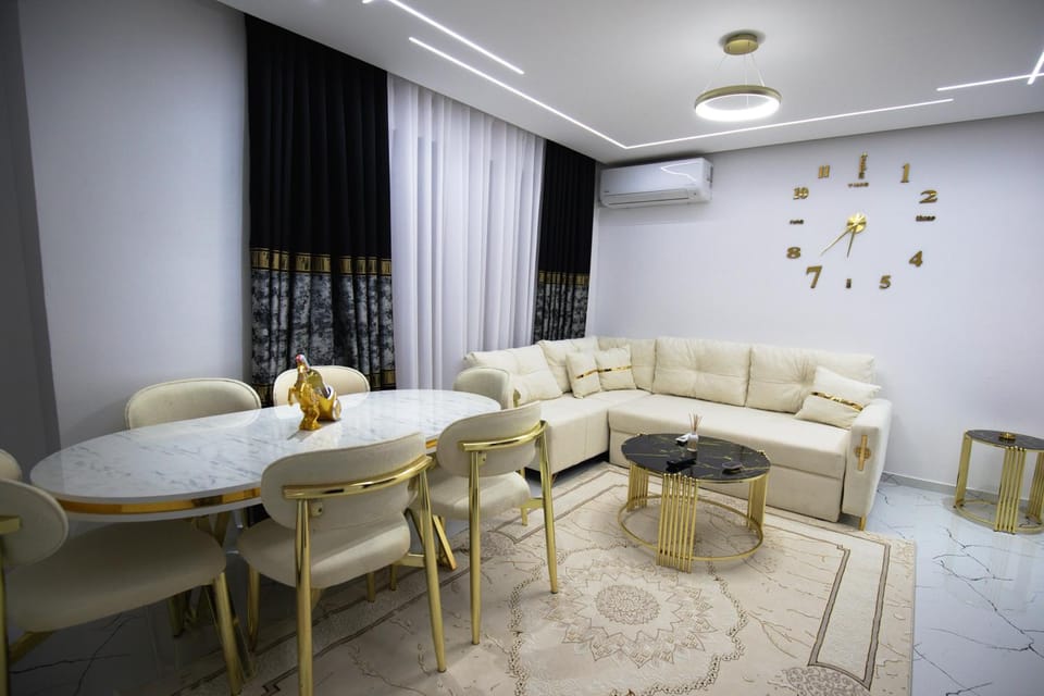 Living room, Seating area, Dining area