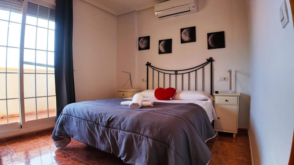 Bedroom, towels, air conditioner