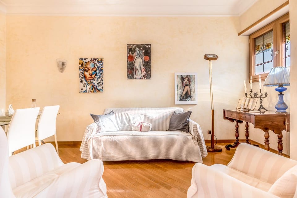 Lady Esmeralda Apartment in Rome