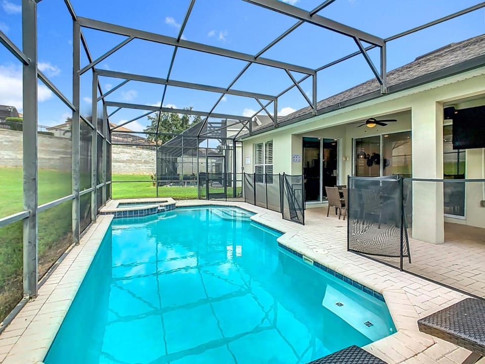 4BR Luxury Villa, Pool & GameRoom in Windsor Hills House in Windsor Hills