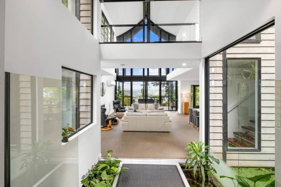 Facade/entrance, Living room